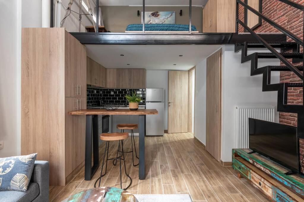 Appartamento Industrial Loft Near Seaside W 200Mbps Salonicco Esterno foto