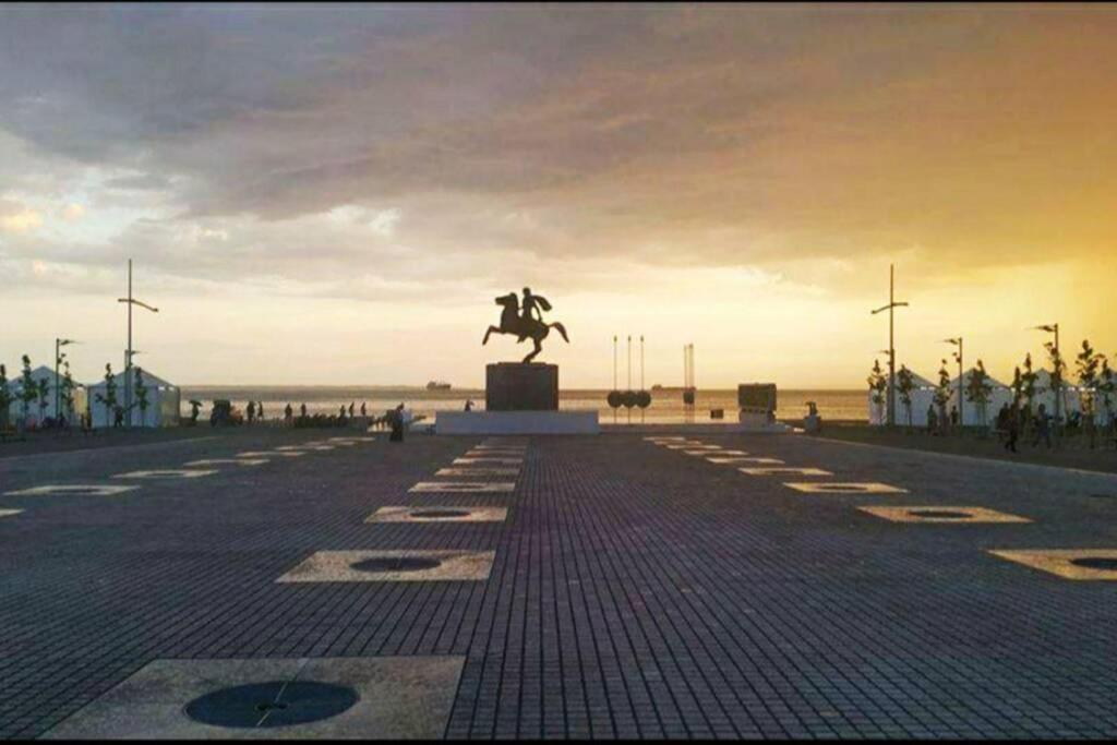 Appartamento Industrial Loft Near Seaside W 200Mbps Salonicco Esterno foto